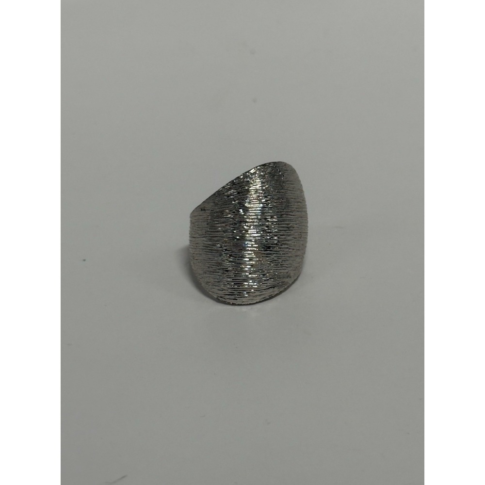 Silver Tone Chunky Statement Ring Size 7 Costume Band Fashion Casual Bling